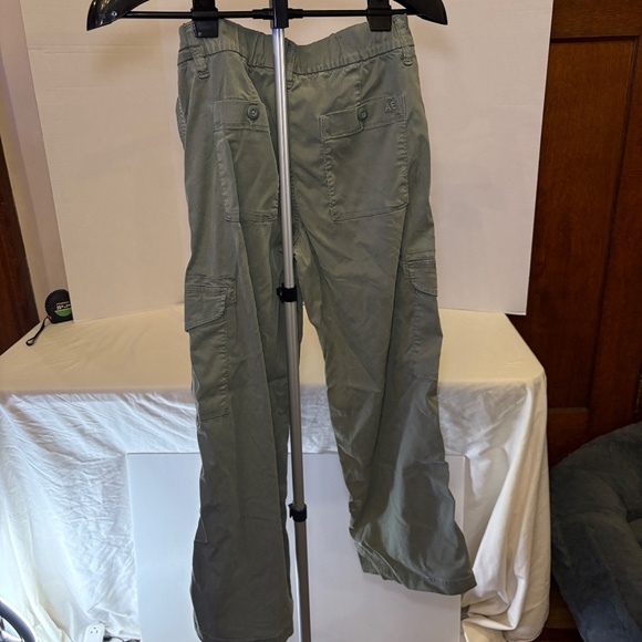 American Eagle Women's Baggy Wide Leg Stretch Cargo Trousers Pants Green Size 0 - Picture 3 of 13